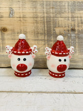 Load image into Gallery viewer, Christmas Salt and Pepper Shakers