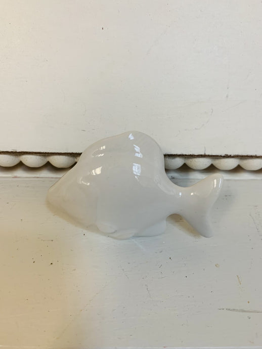 Ceramic Knob White Fish